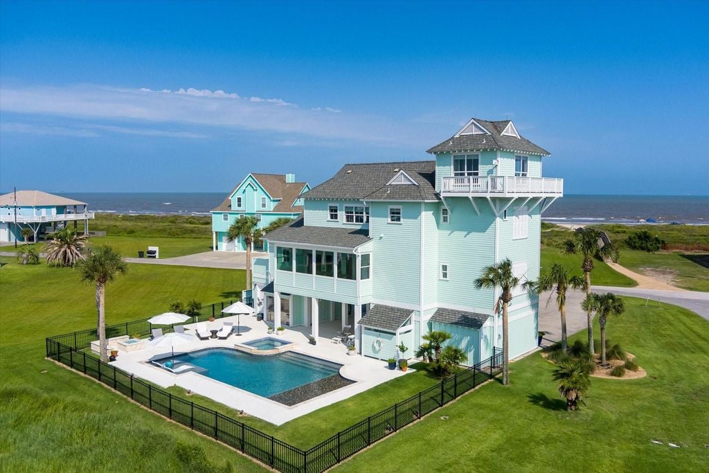 4001 Biscayne Beach Rd