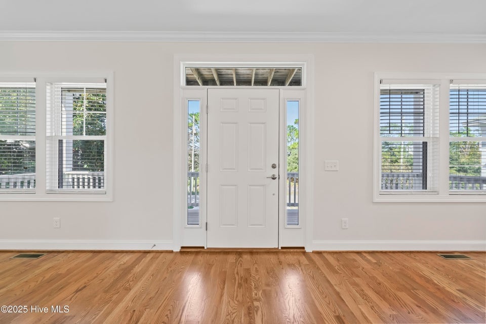 805 South Carolina Avenue