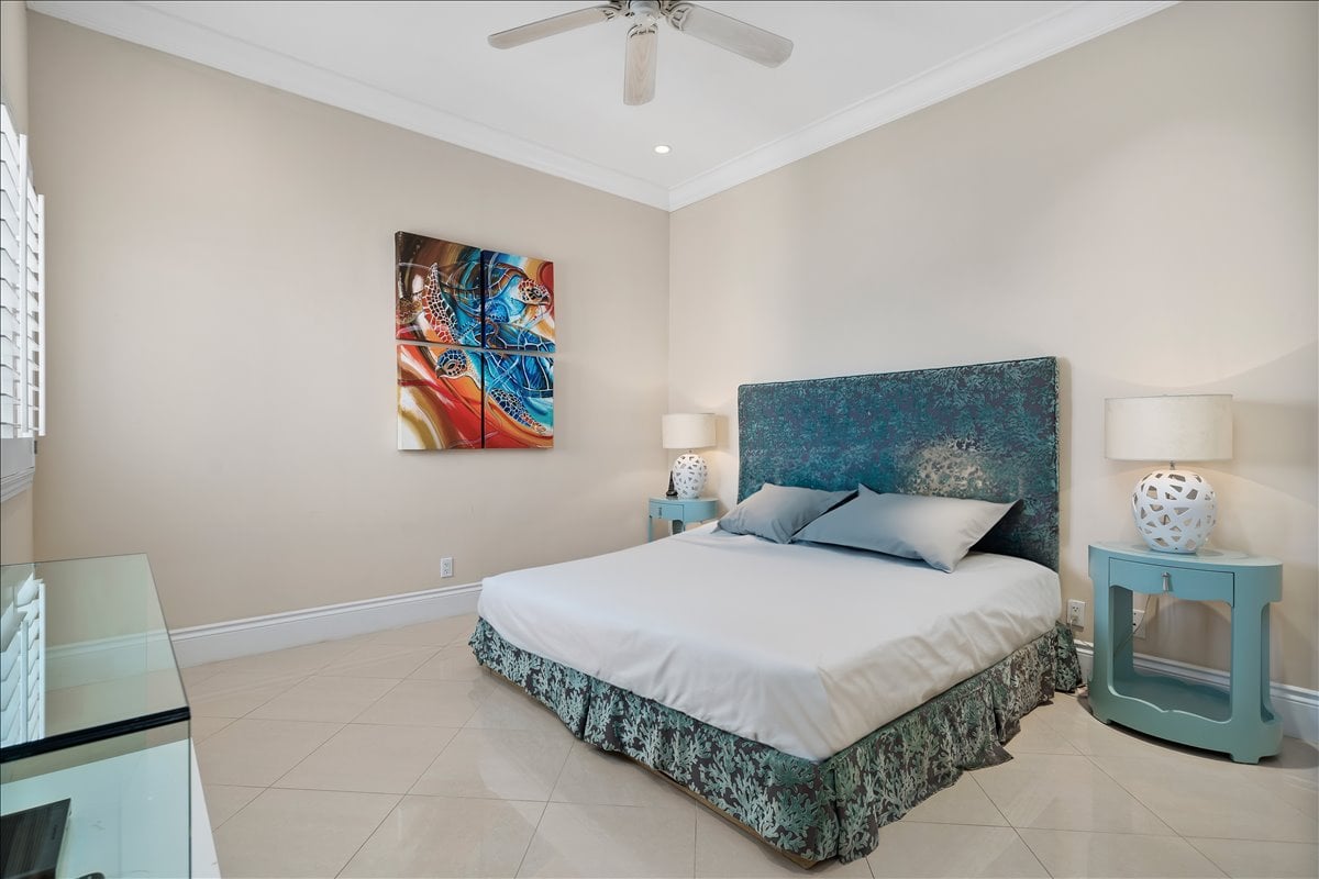 4C Caves Heights