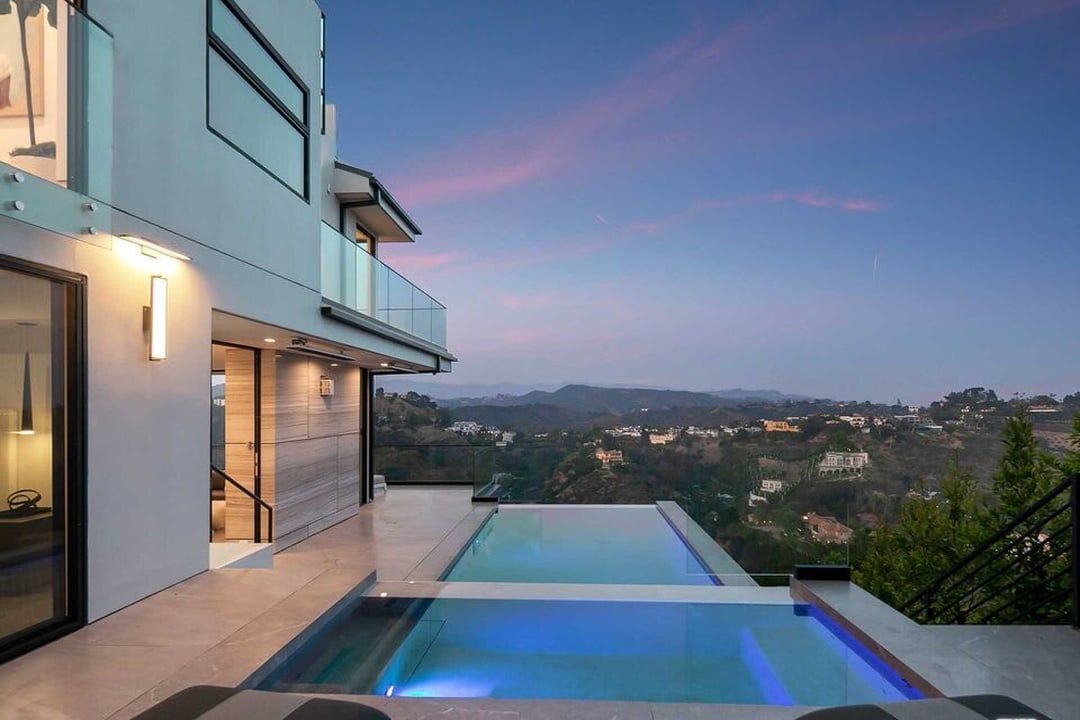 Legacy House