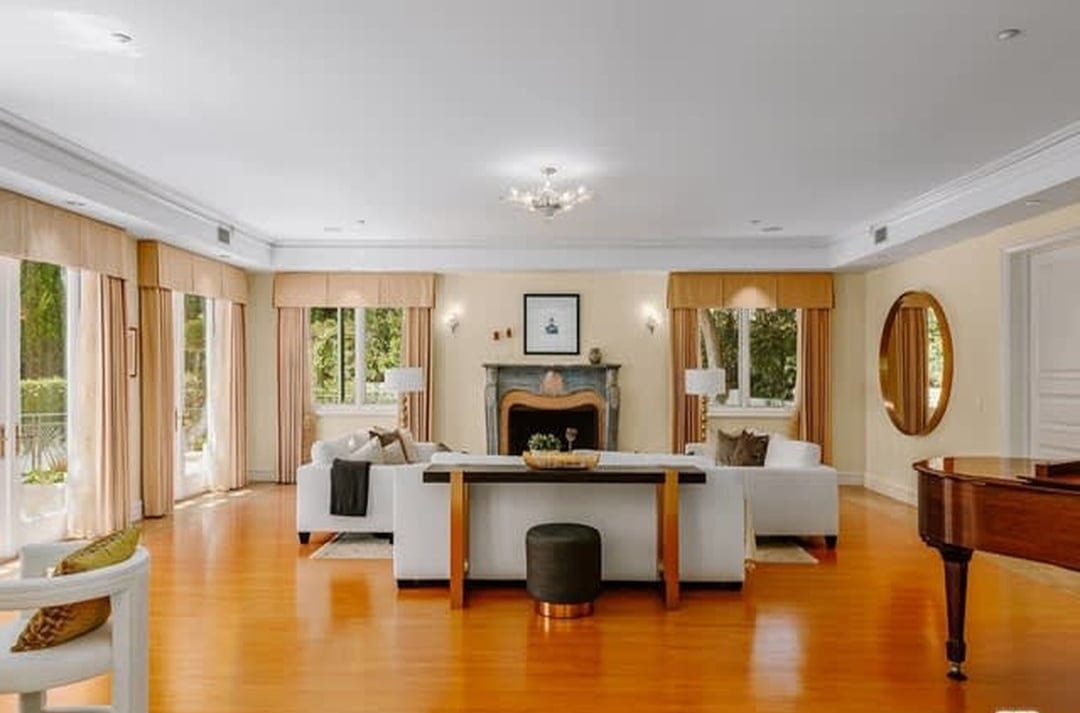 Summit Estate