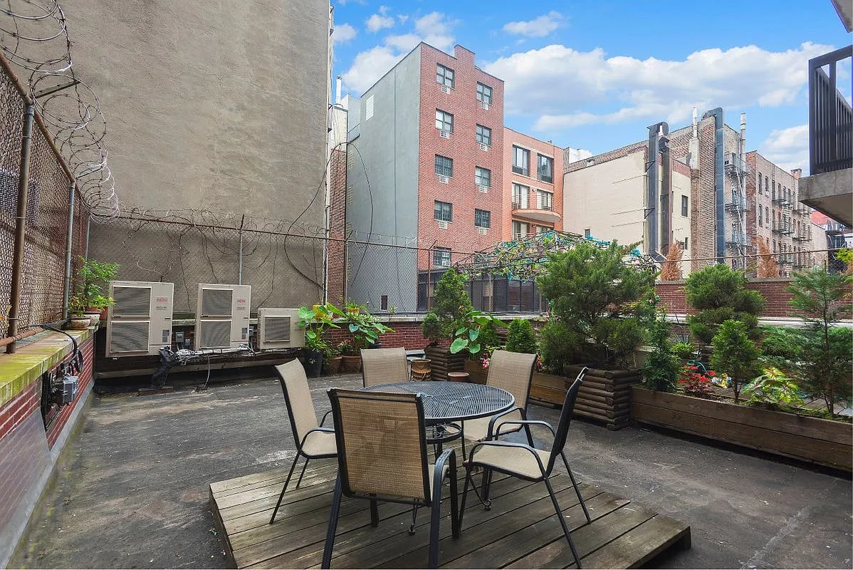 200 Bowery #2D