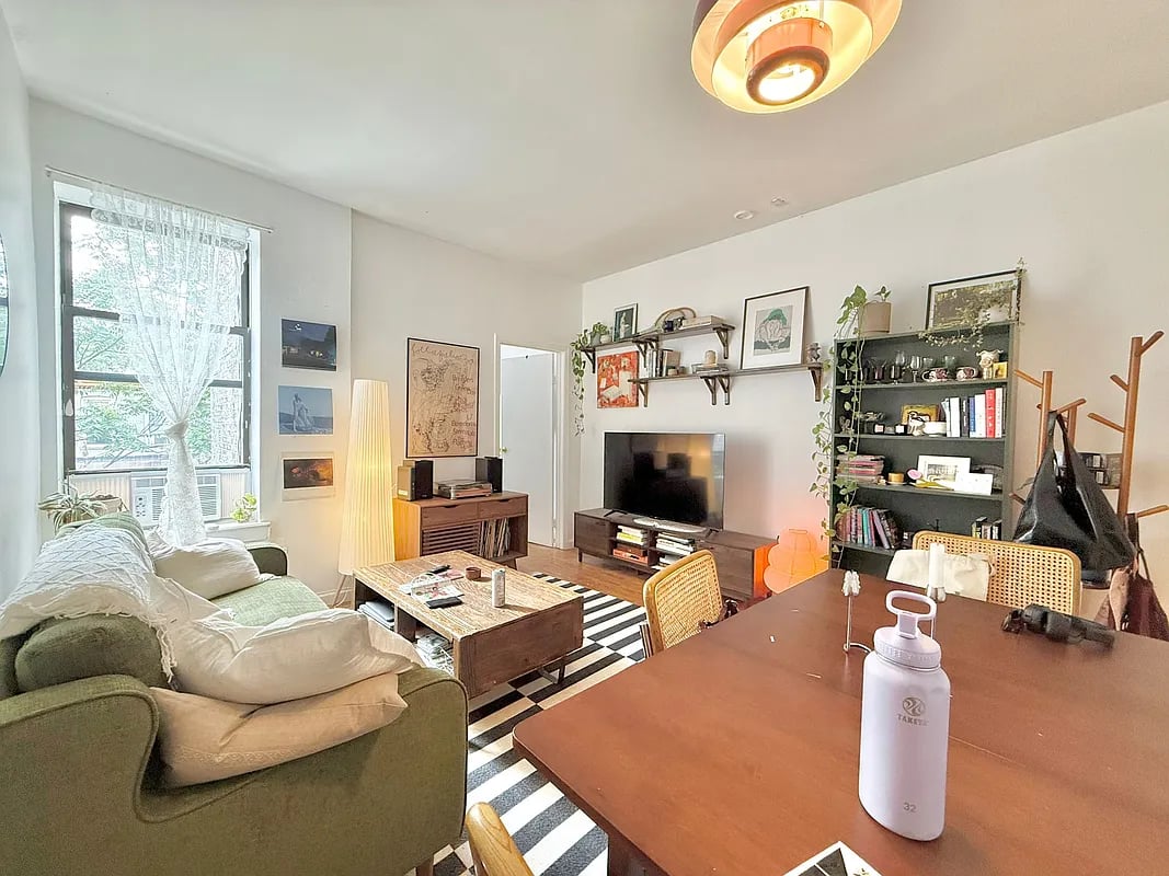 1402 Putnam Avenue #3L