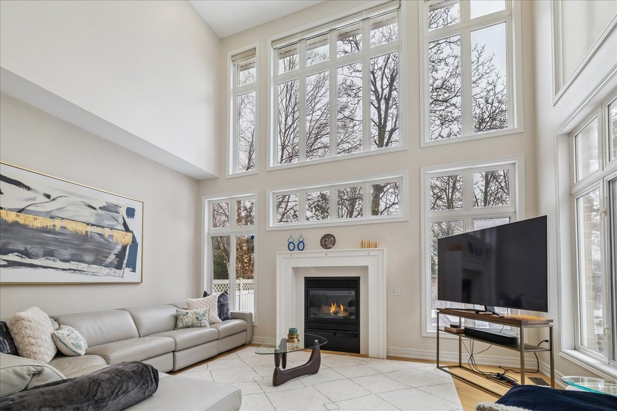 2509 Armour Crescent