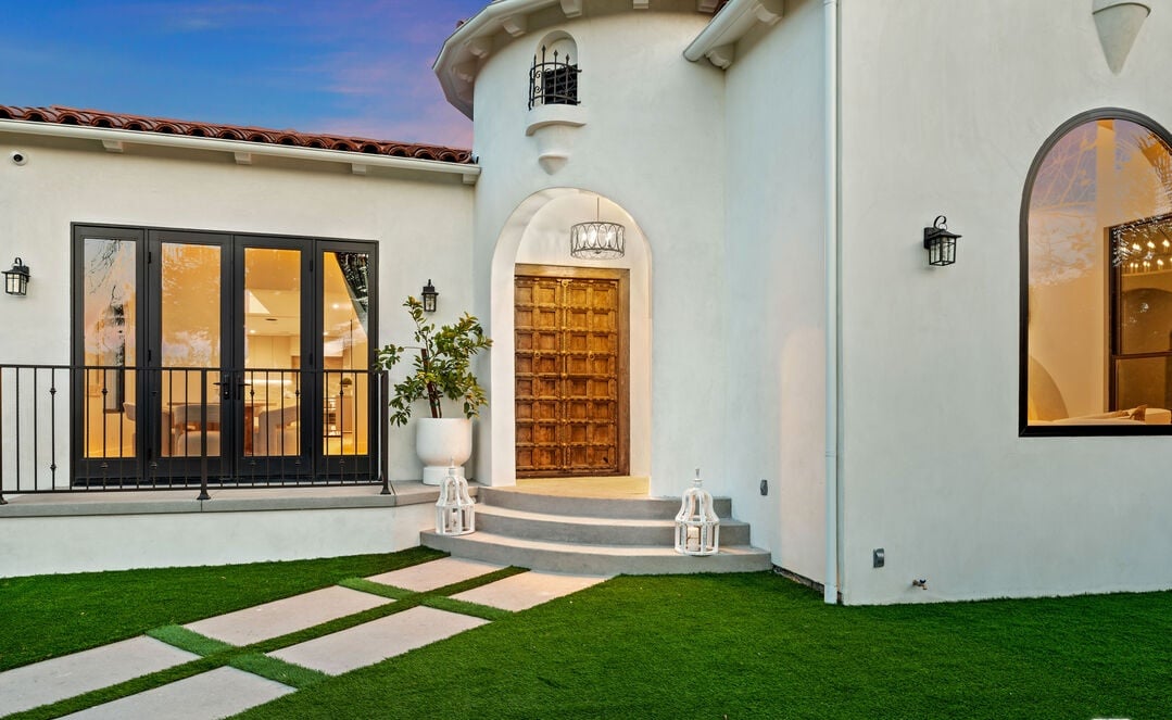 Zenith Estate, S La Jolla Ave, 90048