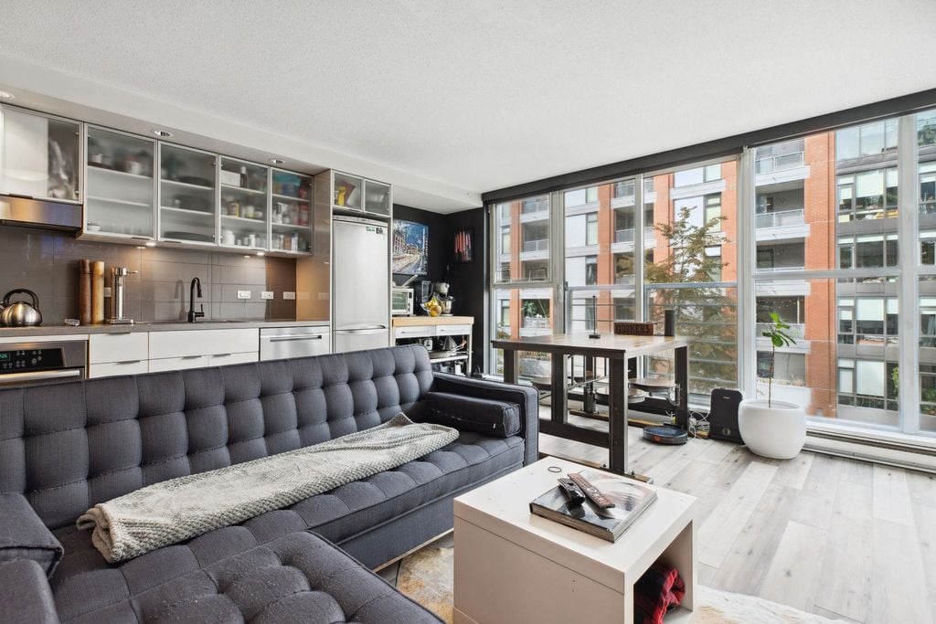 168 Powell St, #509
