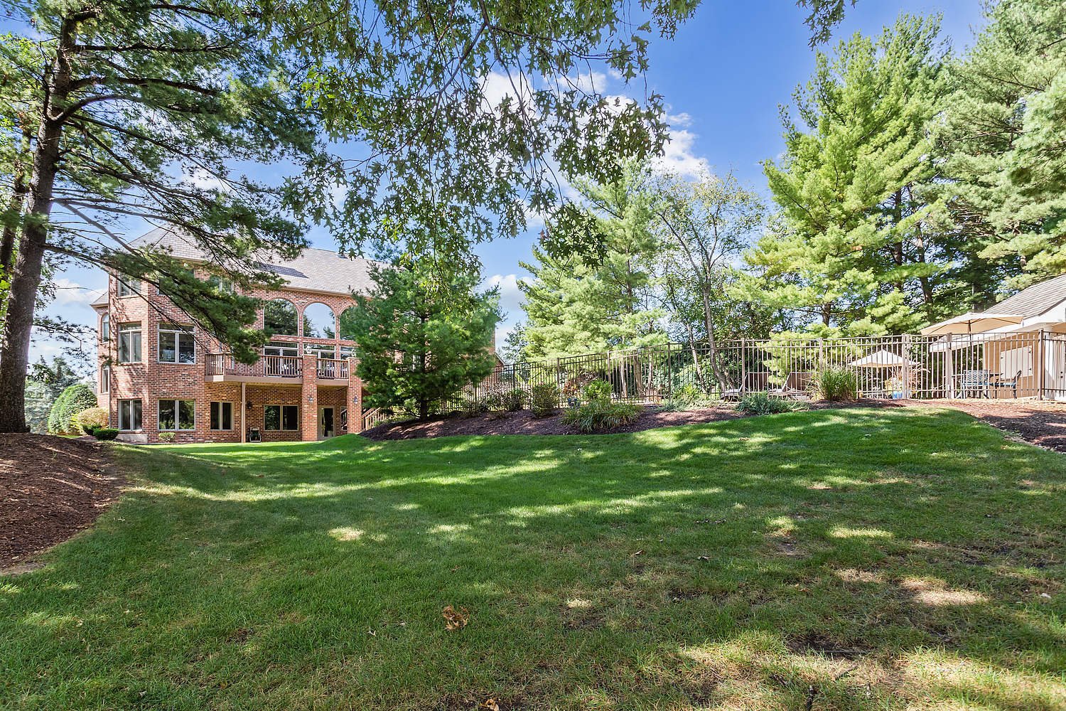 14044 W Austrian Ct