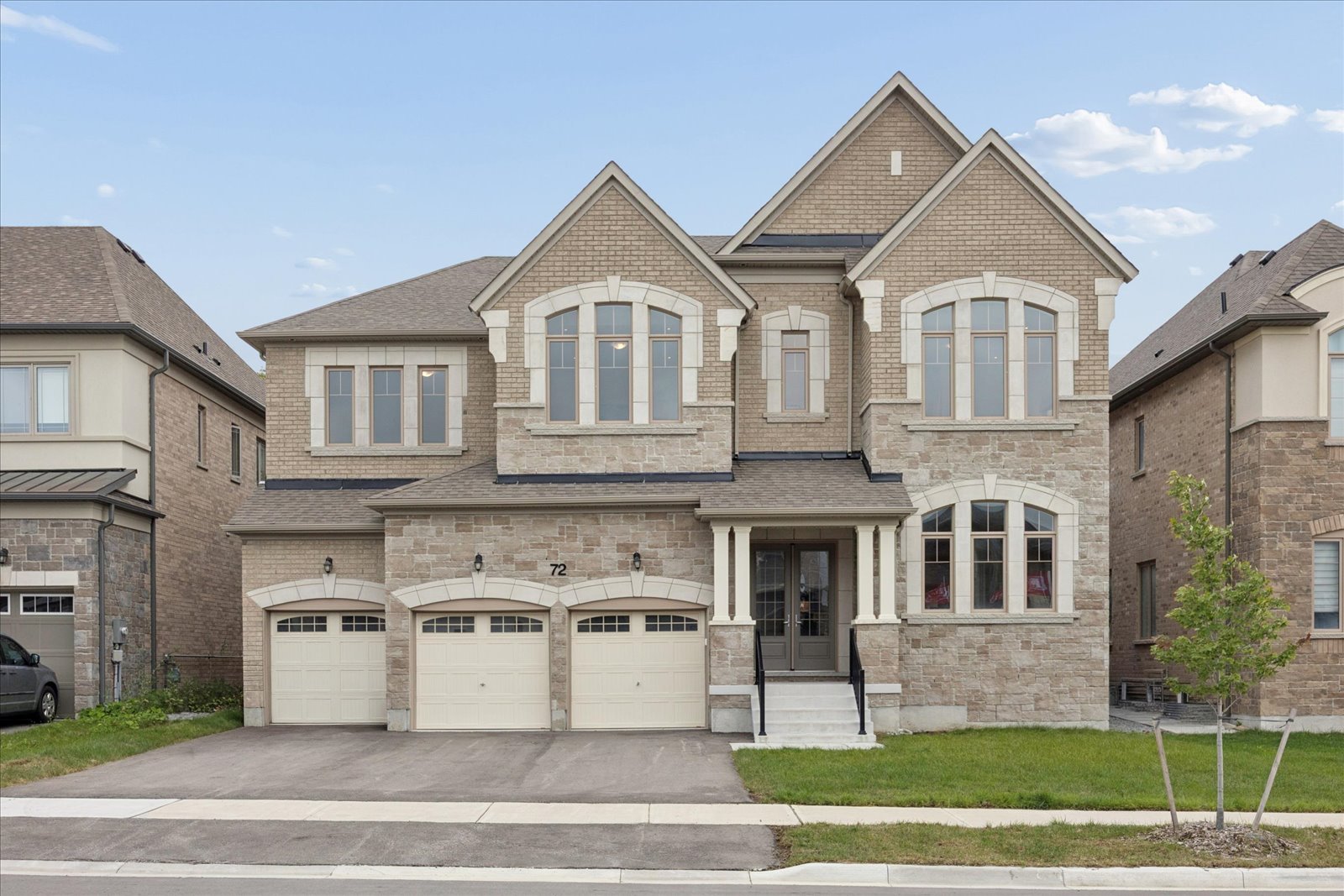72 Silk Twist Drive, East Gwillimbury