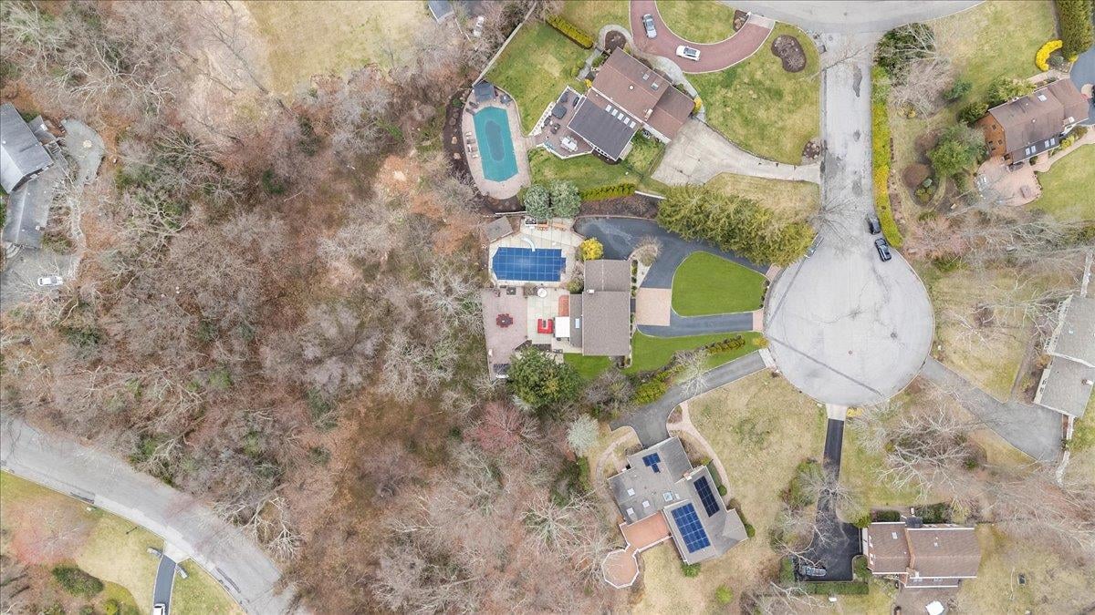 4 Redington Ct