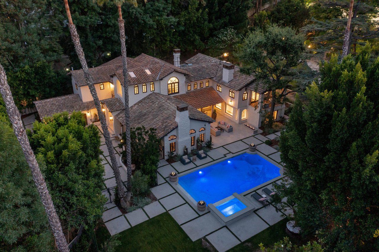4611 Balboa Ave