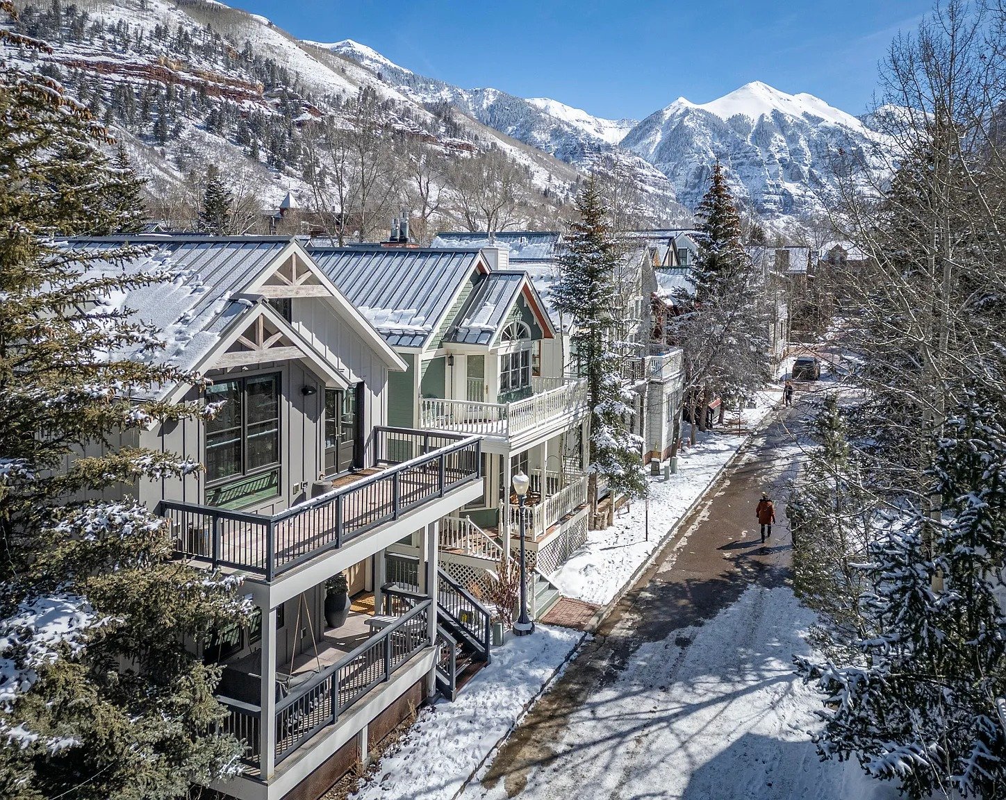 475 Depot Ave