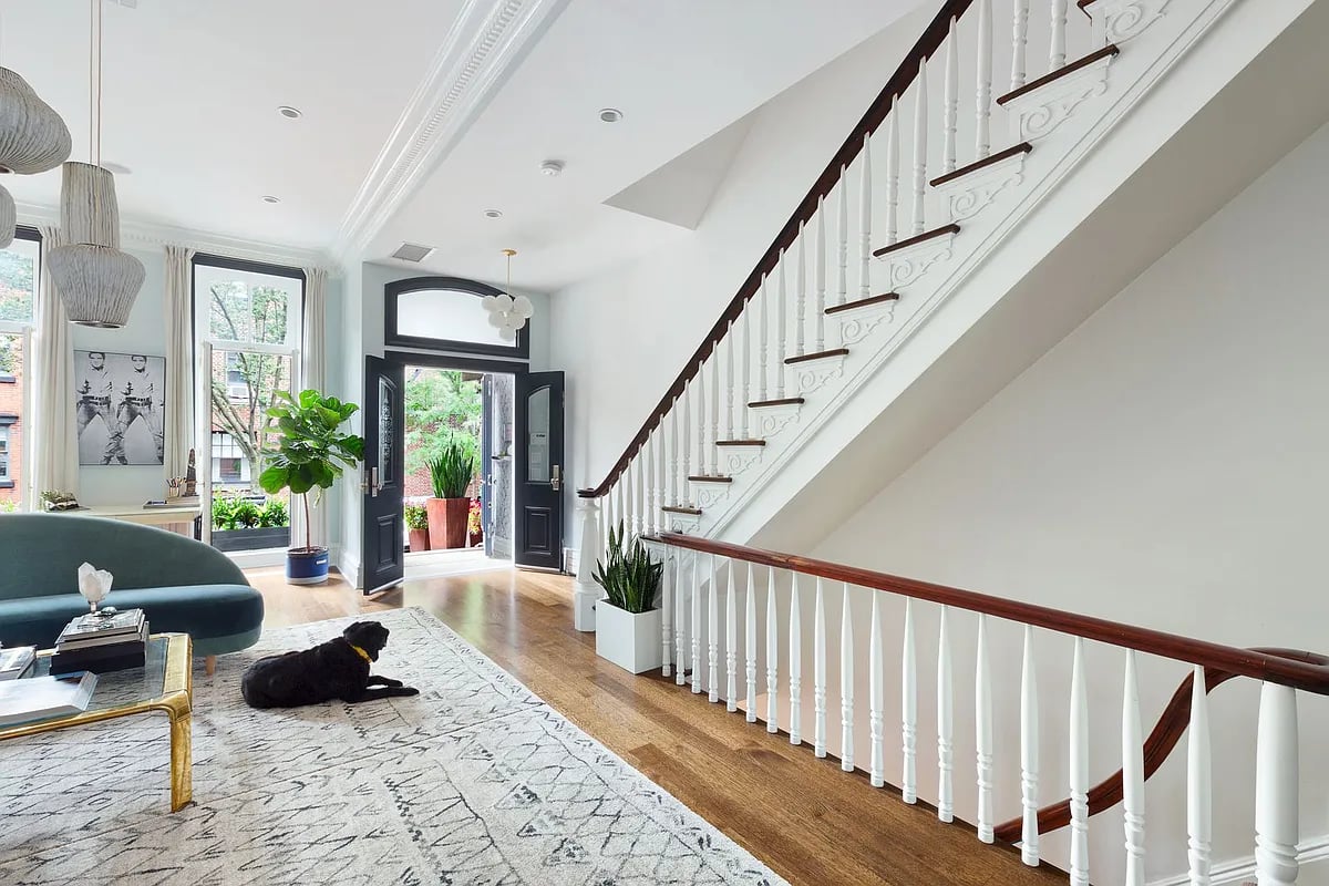 208 West 11th Street 