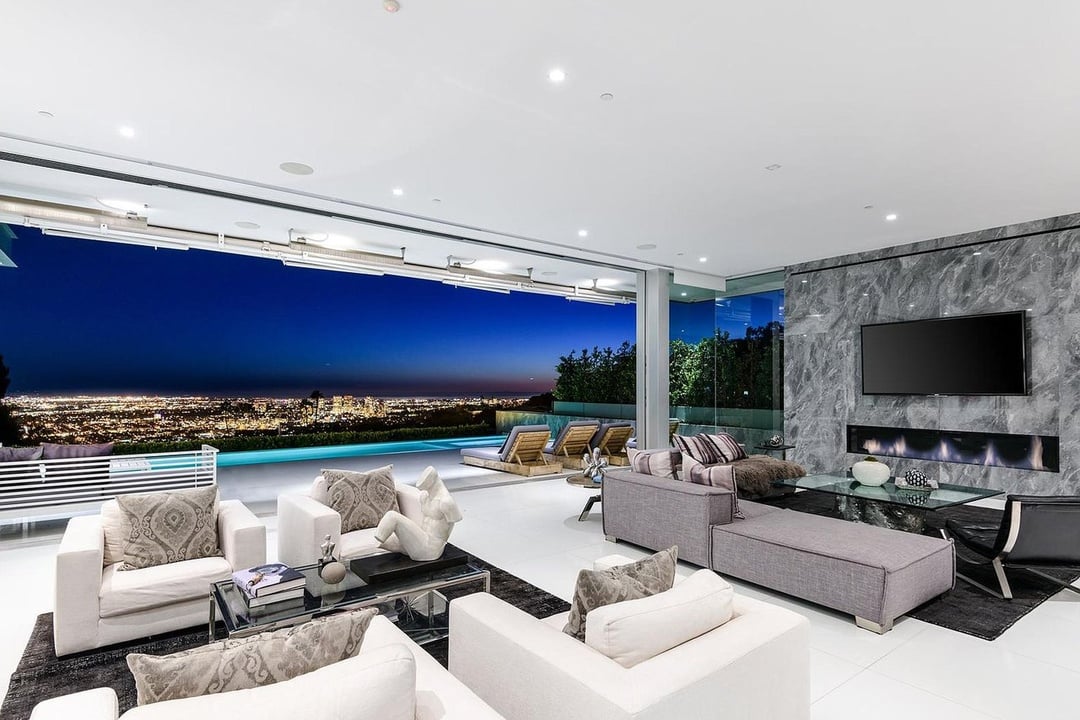 Summit House