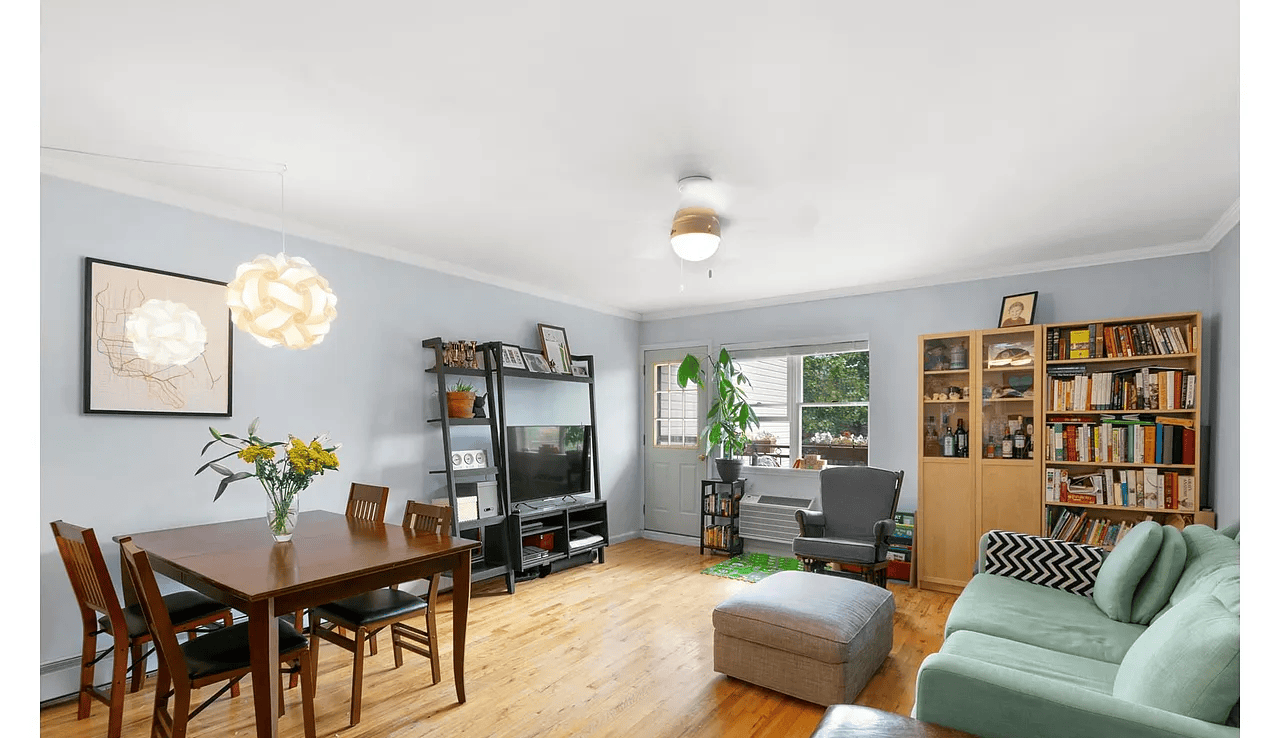 593 17th Street #4B