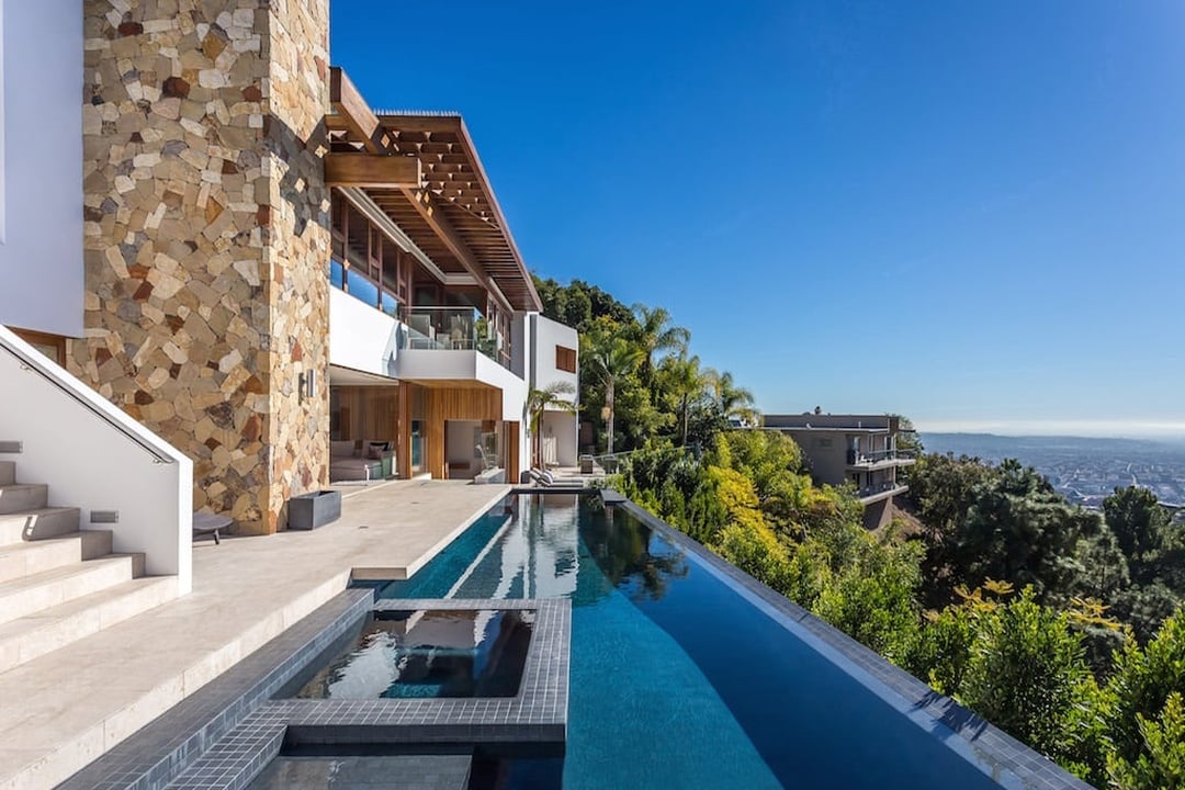 Symphony Oasis