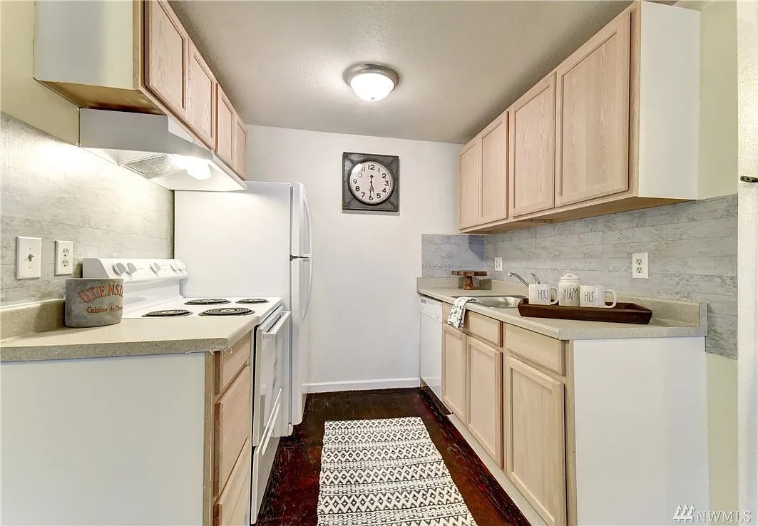 707 N 130th St APT B204