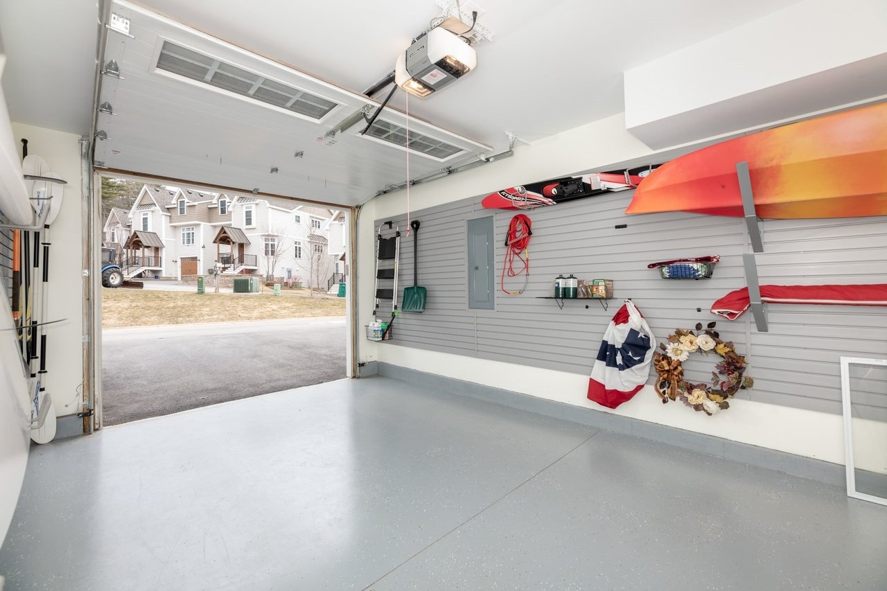 11 Island Dr