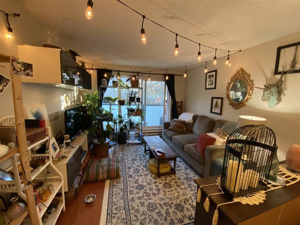 2328 Oxford St, #204