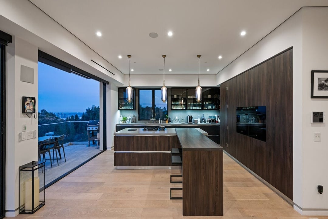 Aurelian Crest, Linda Flora Dr, 90049