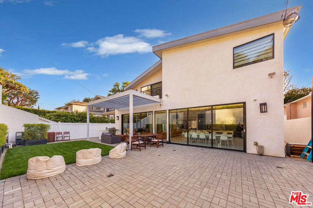 2122 Castle Heights Ave