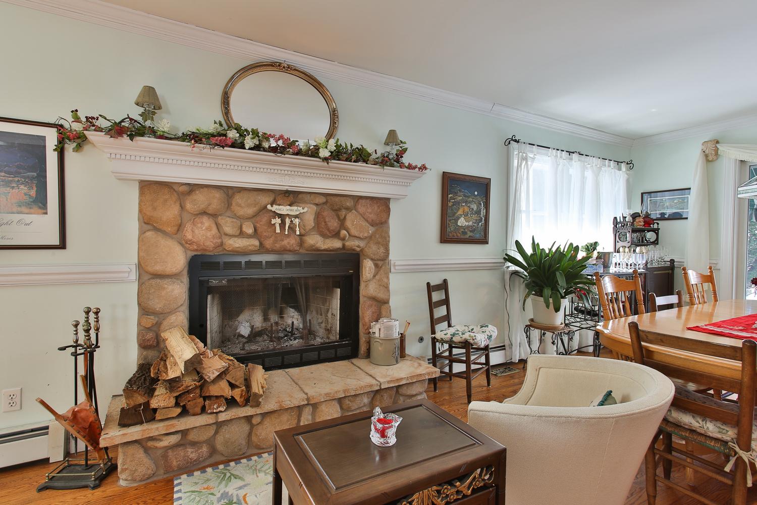 A Classic Bay Header Home Just Three Homes From Ocean