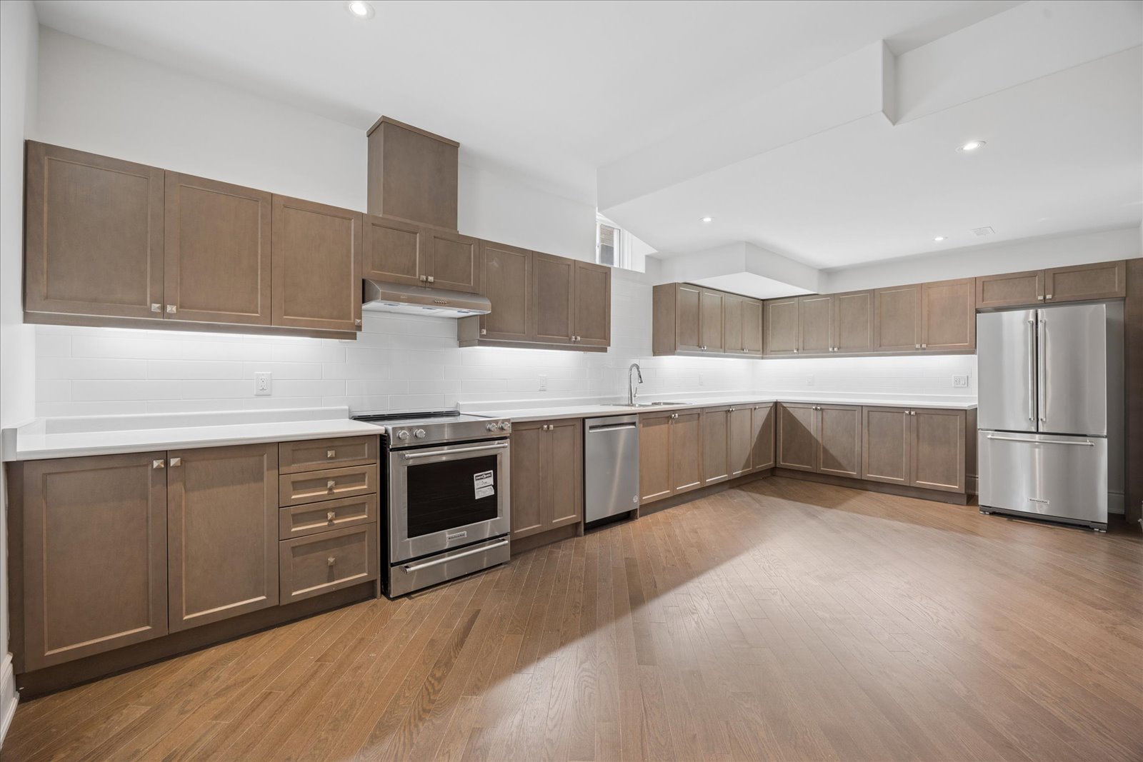 72 Silk Twist Drive, East Gwillimbury