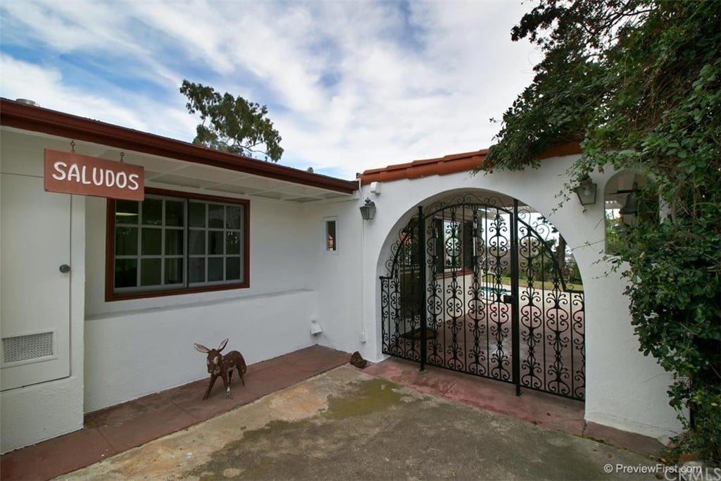 114 E Avenida San Juan