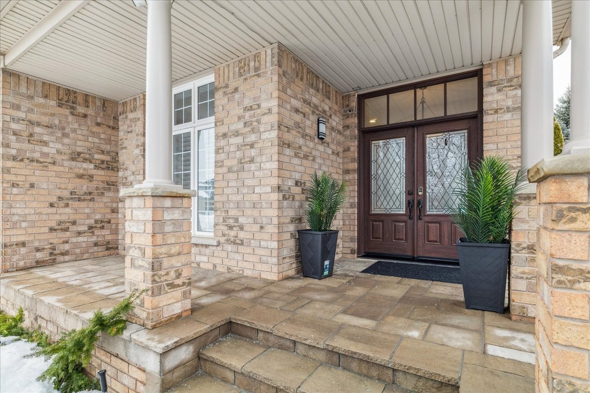 2509 Armour Crescent