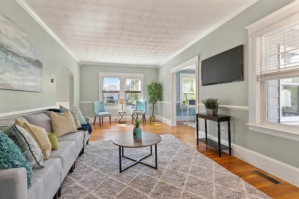 107 Sylvester Ave
