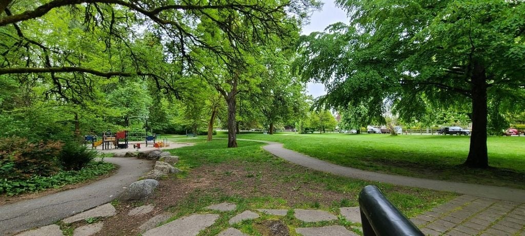 728 W 14th St, #16