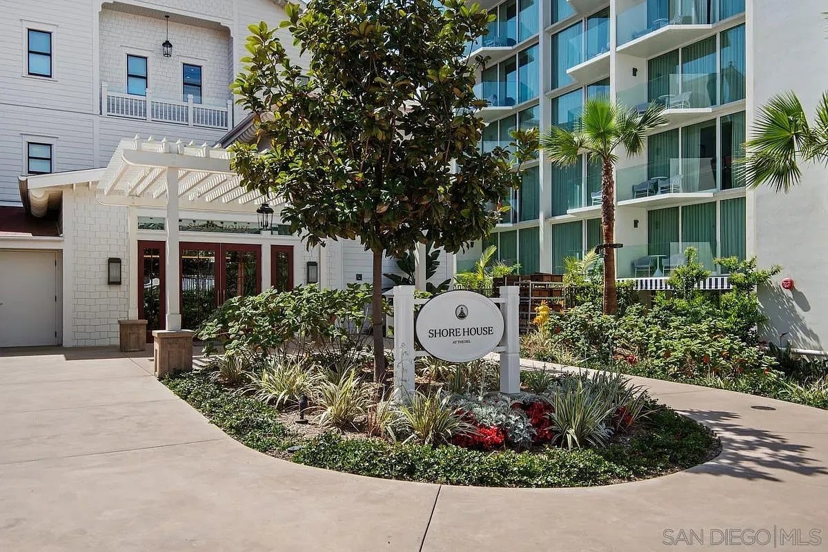 1500 Orange Ave #57