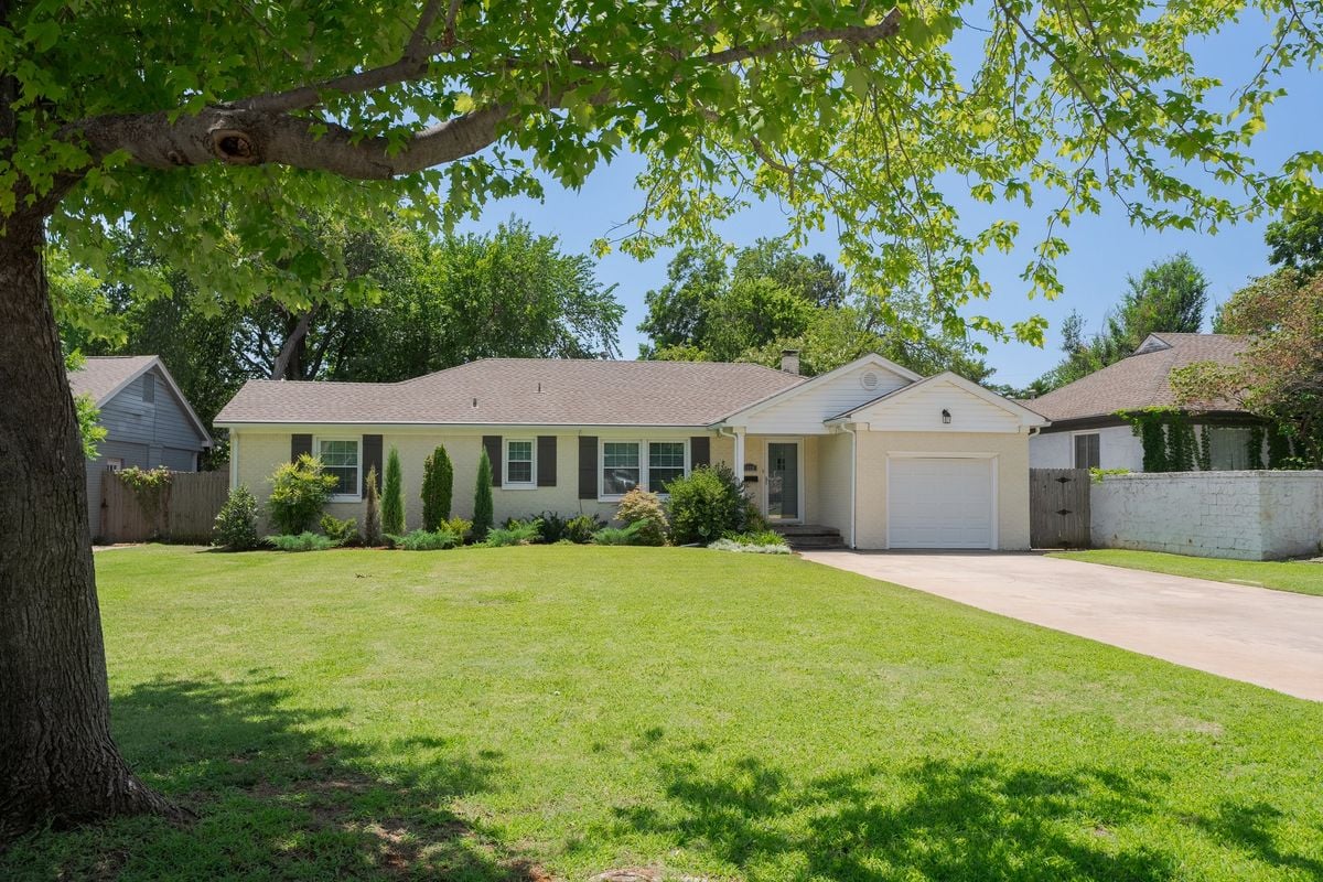 Sold in Nichols Hills: 1110 Glenwood Avenue