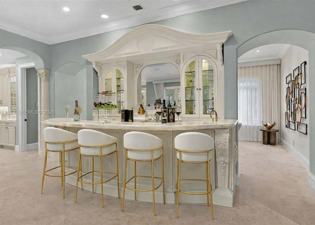 628 Coral Way