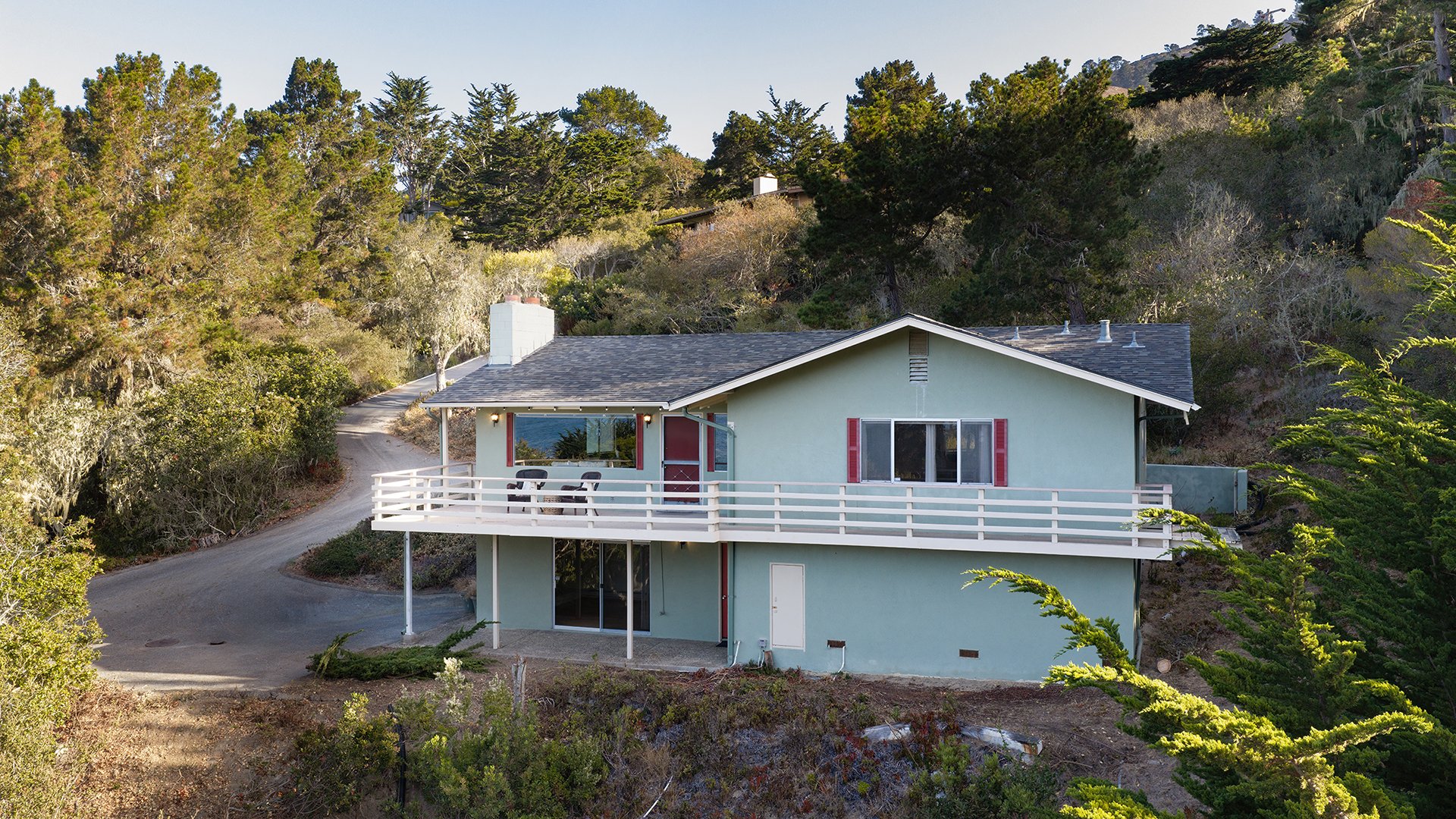Coastal Highlands Retreat