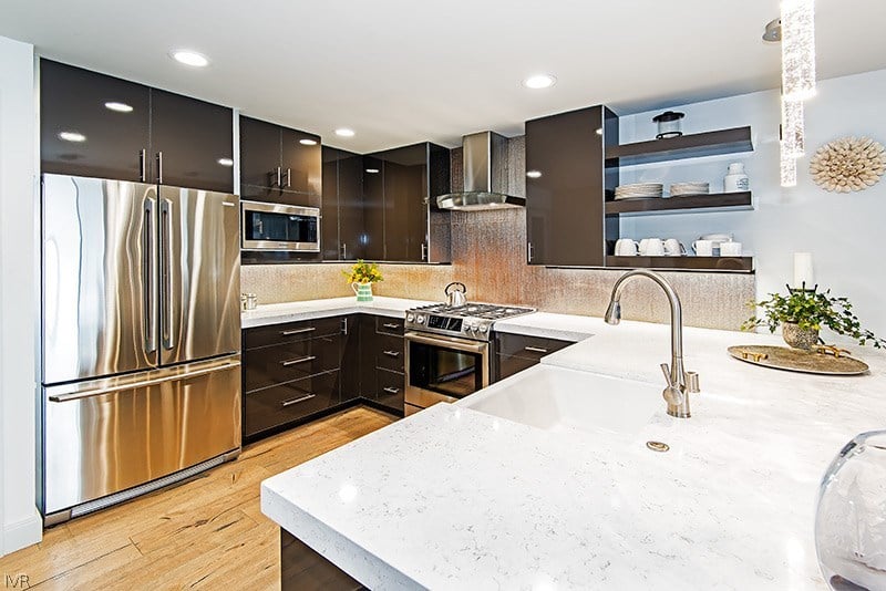 475 Lakeshore Blvd #14