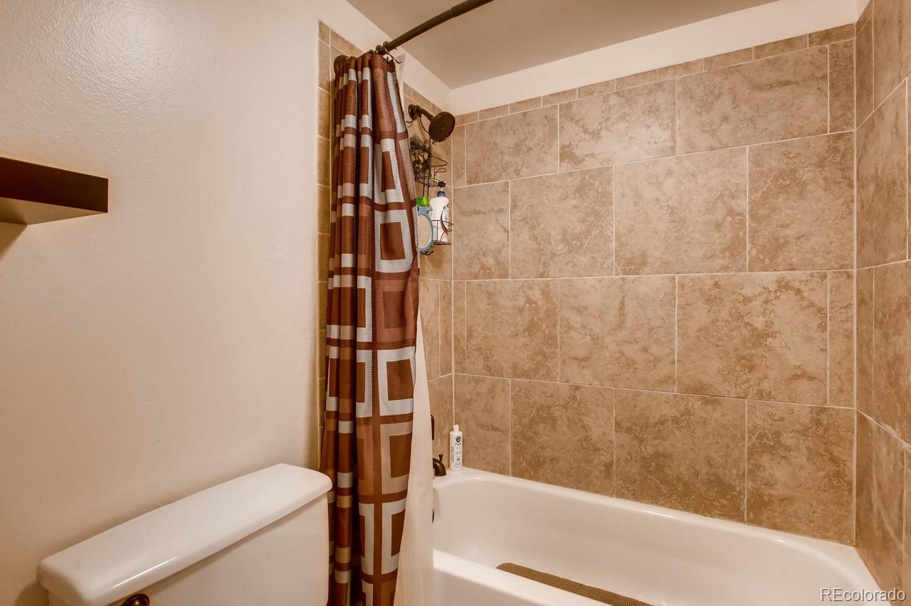 8100 W Quincy Avenue Unit# L7