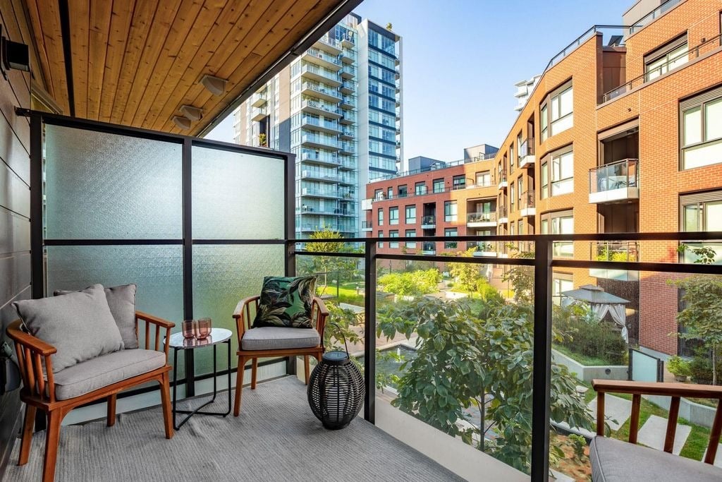3588 Sawmill Cres, #311