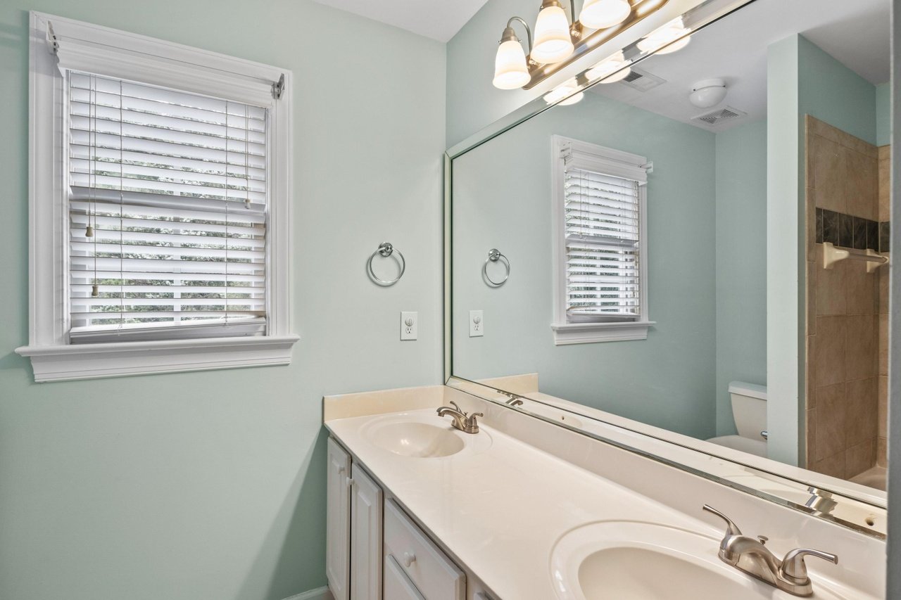5 Morgans Ridge Ln