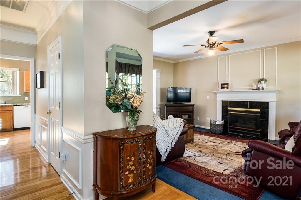 8815 Baffin Ct