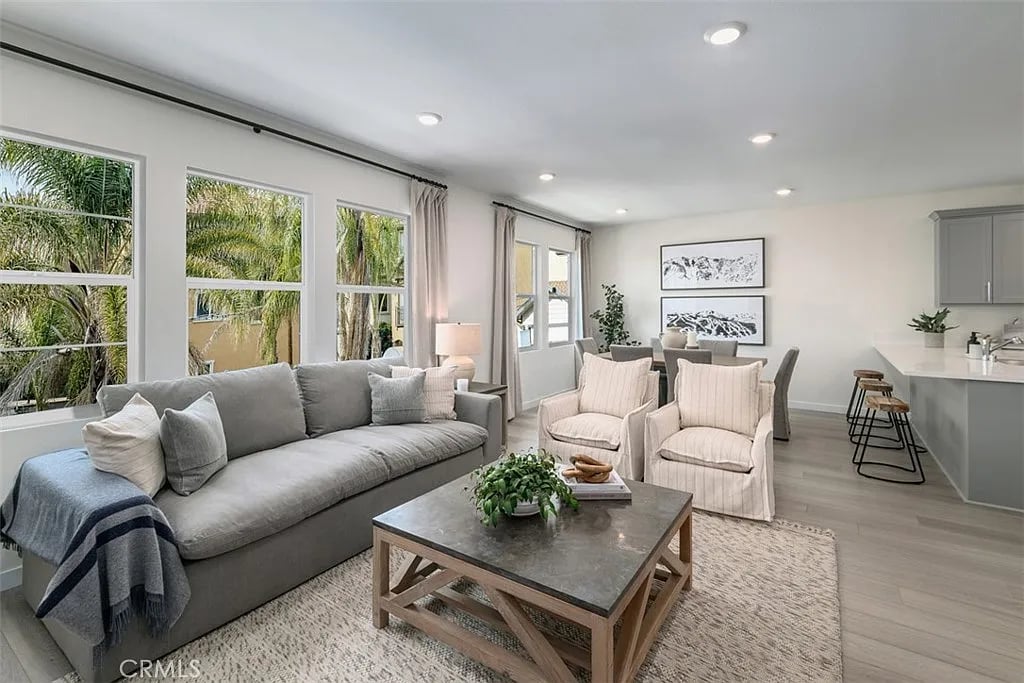 2955 Grand Oak Way