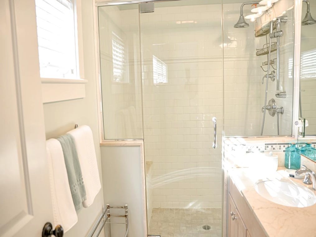 12 Pocasset Ave