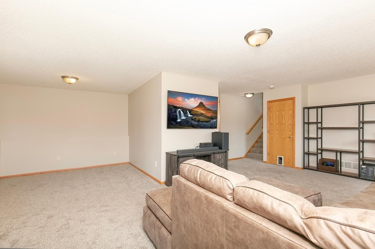 1302 Ironwood Ct SW