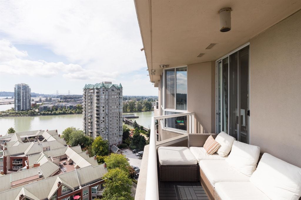 1245 Quayside Dr, #1805