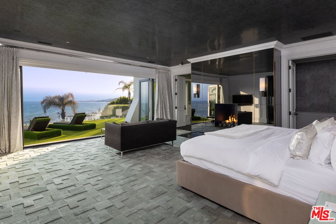 Carbon Canyon Rd, 90265