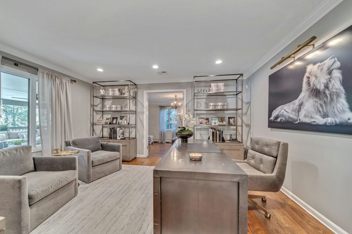9 Deerfield Drive