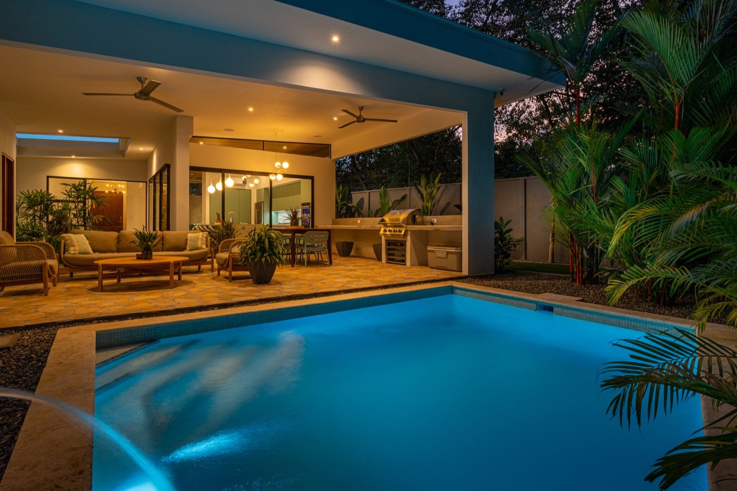 Stunning 3-Bedroom, 2.5-Bathroom Tropical Mid-Century Modern Home – Steps from the Beach