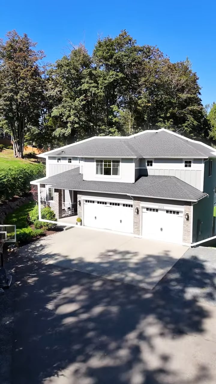 Luxury listing in Snohomish, WA 🐆 Panther Lake Estates