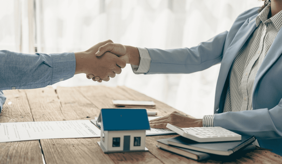 How to Choose the Best Listing Agent in Burbank, Studio City, or Santa Clarita: A 2025 Comparison Guide for Tech‑Savvy Sellers