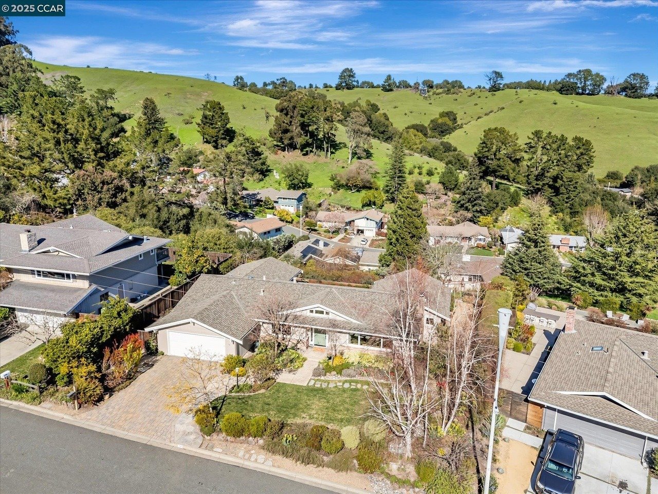 74 Warfield Dr
