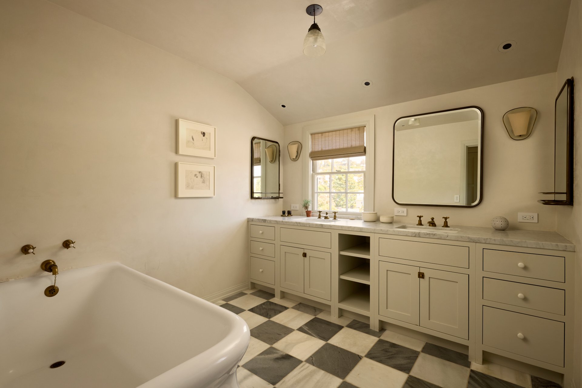 239 W Channel Rd, Santa Monica